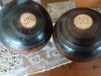 2 antieke lawn balls, getekend 'London bowling', Ophalen