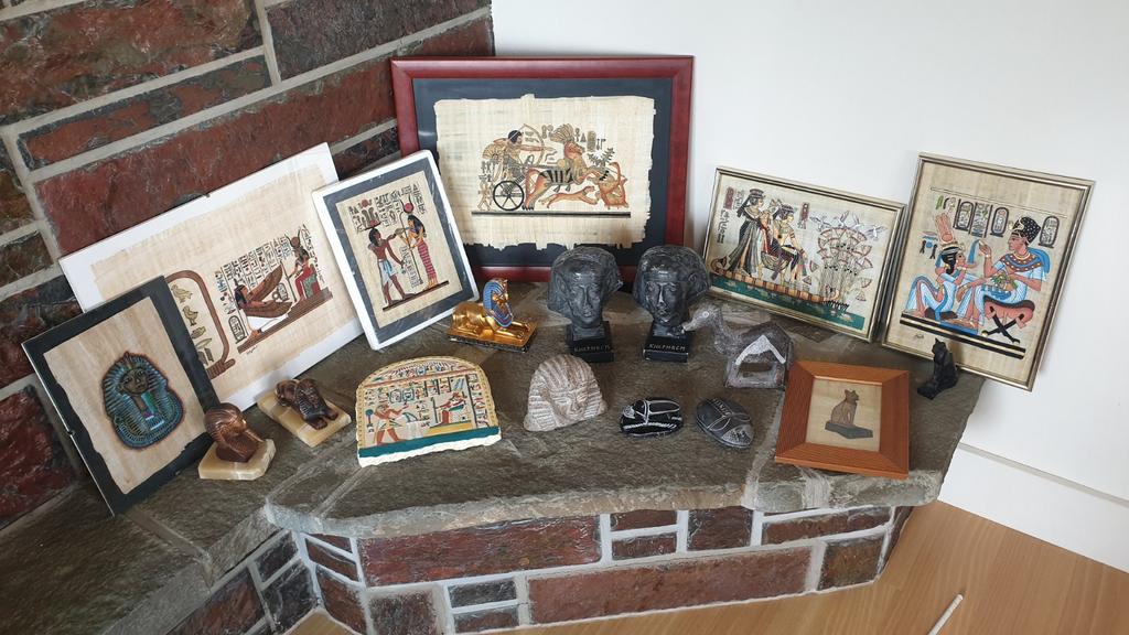 Collectie Egypte 18 stuks. Papyrus, stele, beelden etc, Antiek en Kunst, Ophalen of Verzenden
