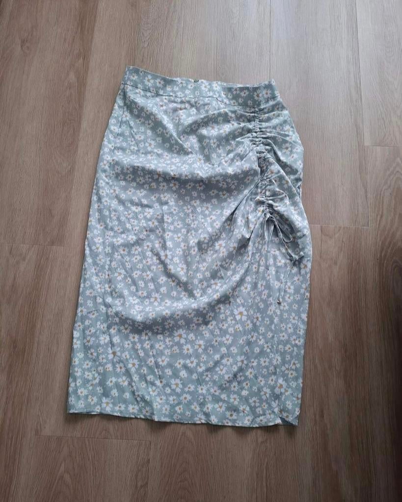 Nieuw! Rok Shein maat 40, Vêtements | Femmes, Jupes, Neuf, Taille 38/40 (M), Enlèvement ou Envoi, Longueur genou