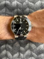 Oris Aquis Date, Staal, Polshorloge, Kunststof, Zo goed als nieuw