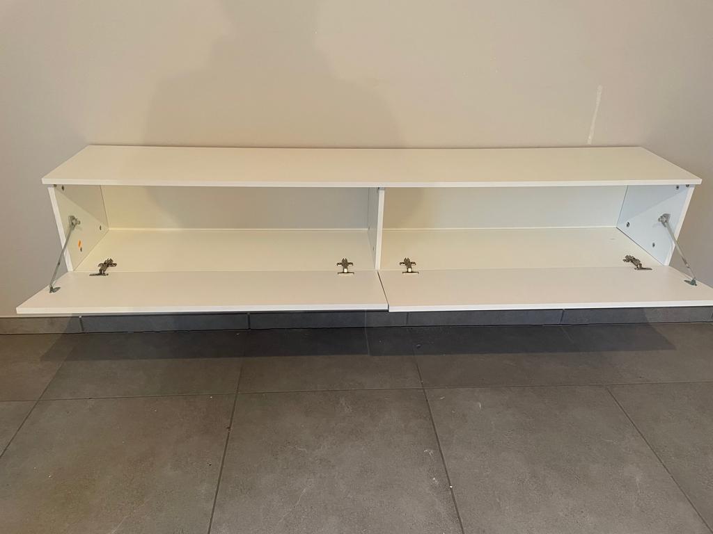 Modern TV meubel aan spotprijs!, Ophalen, Kunststof, 150 tot 200 cm, Zo goed als nieuw
