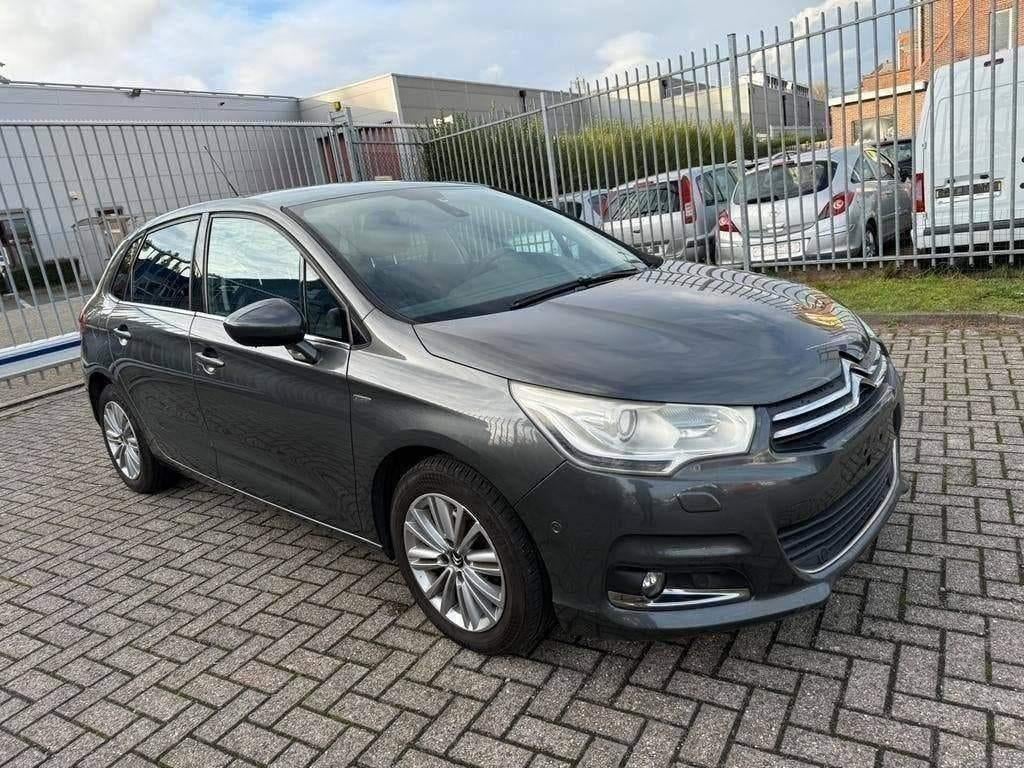 CITROËN C4 EXCLUSIVE/1.6 ESSENCE/CLIMATISATION/LEX OK, Autos, 1370 kg, Entreprise, Boîte manuelle, Noir