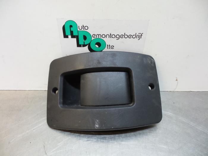 Poignée portière arrière camionnette d'un Peugeot Boxer, Autos : Pièces & Accessoires, Carrosserie & Tôlerie, Peugeot, Utilisé