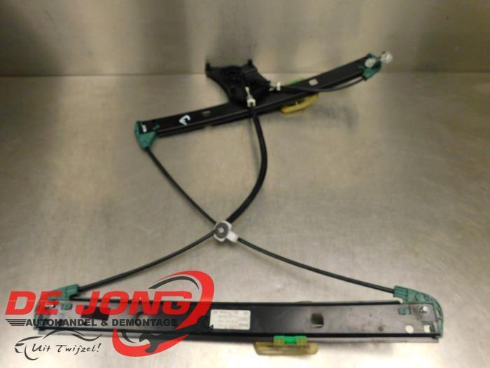 Mécanique vitre 4portes avant gauche d'un Audi A3, Autos : Pièces & Accessoires, Vitres & Accessoires, Audi, Utilisé, 3 mois de garantie