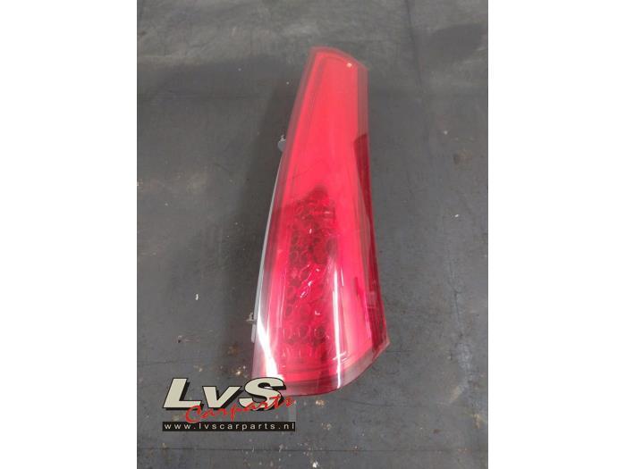 Feu arrière droit d'un Kia Ceed, Kia, -, 3 mois de garantie, Utilisé