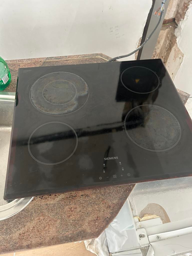 Keramisch kookplaat, Electroménager, Tables de cuisson, Enlèvement, Utilisé, Céramique, 4 zones de cuisson