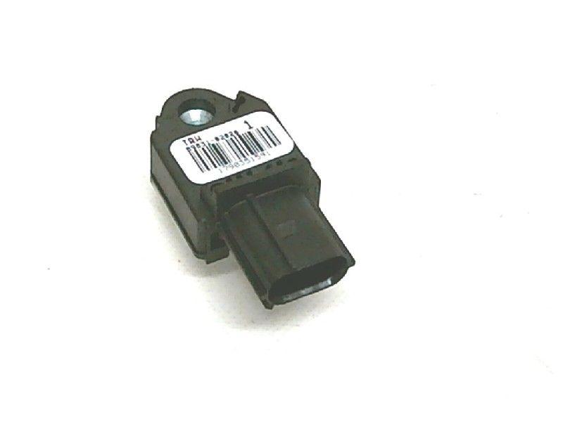 CAPTEUR AIRBAG Toyota Aygo (B10) (|8983102020|), Utilisé, Toyota