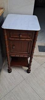 Table de chevet (, fin du XIXe siècle), Enlèvement