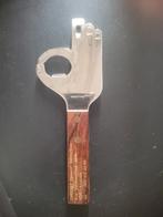 Décapsuleur vintage bois et metal OK, Collections, Enlèvement ou Envoi, Utilisé, Ustensile