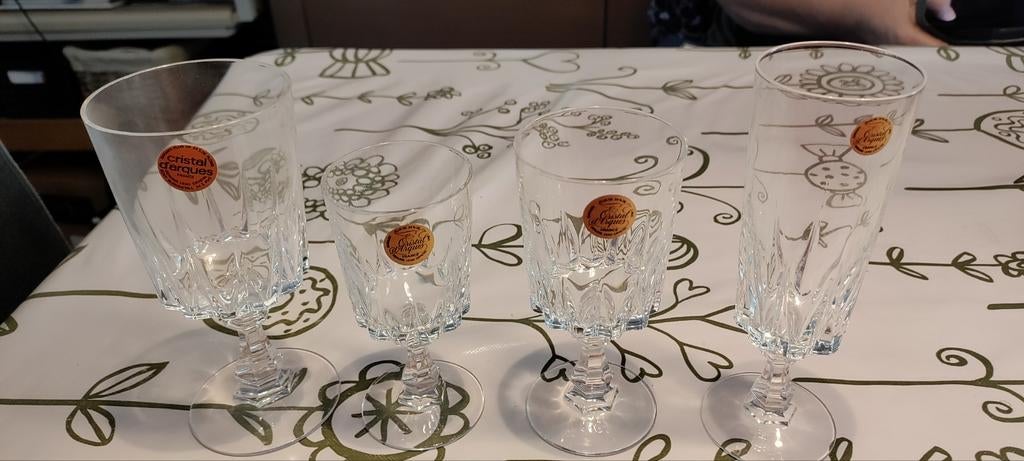 Kristallen volledige set glazen, Ophalen