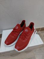 Size 38, Ophalen of Verzenden