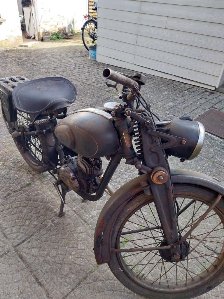 August Rabeneick., Ophalen