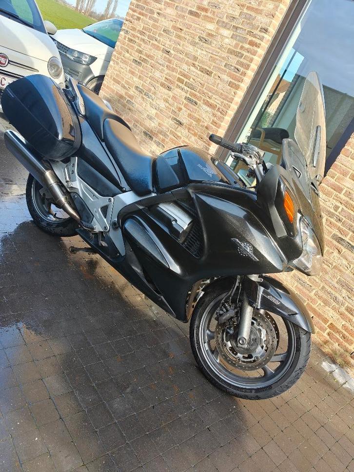 Honda pan european st1300 in zeer goede staat, Motoren, Motoren | Honda, Particulier, Toermotor, meer dan 35 kW, 4 cilinders, Motorrijbewijs A