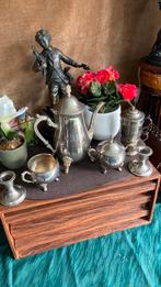 Koffiekan melk en suikpot, Ophalen