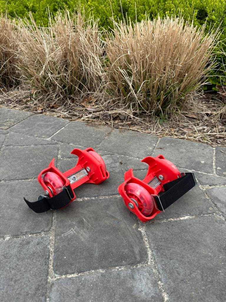 Rolschaatsen voor onder je schoenen (hielrollen), Ophalen, Verstelbaar, Zo goed als nieuw, Kinderen