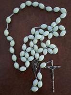 Paternoster, Verzamelen, Ophalen