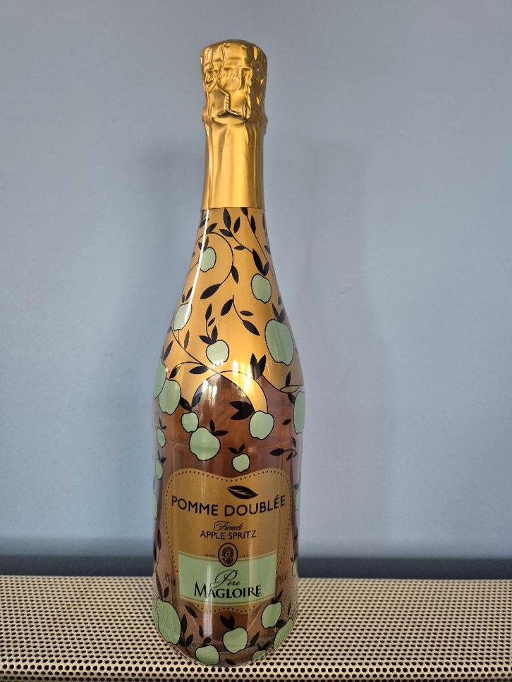 Bouteilles Pomme Doublée - Père Magloire - Apple Spritz, Collections, Vins, Neuf, Champagne, France, Pleine, Enlèvement ou Envoi
