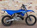 Yamaha YZ250 2025 - 40 heures !, 5 vitesses, Yamaha, Comme neuf, Enlèvement
