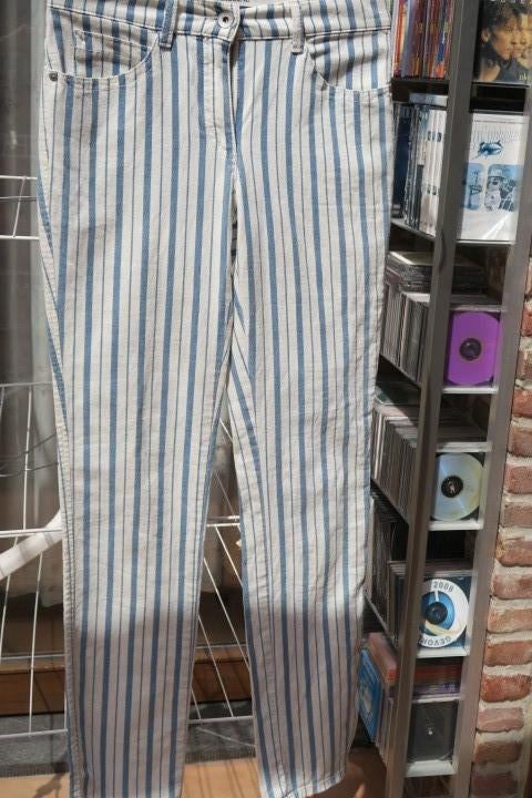 Gestreepte broek blauw wit Brax mt 36, Ophalen of Verzenden, Zo goed als nieuw, Maat 36 (S), Lang