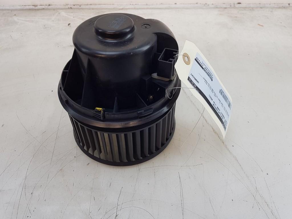 VENTILATEUR RADIATEUR MOTEUR Ford Transit Connect (PJ2), Autos : Pièces & Accessoires, Utilisé, Ford