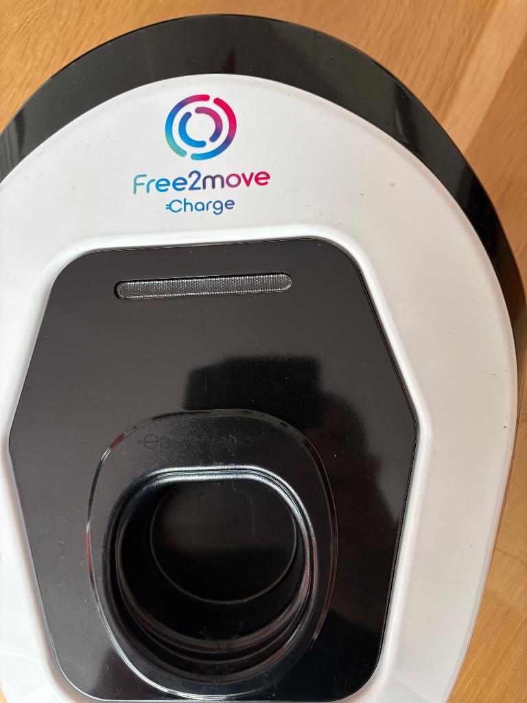 Laadbox, Ophalen, Zo goed als nieuw, Laadpaal en Laadkabel