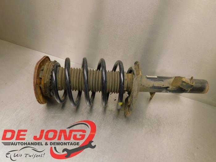 Barre amortisseur avant droit d'un Volvo V70, -, 3 mois de garantie, -, -