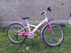 Meisjesfiets 24 inch met 6 versnellingen, merk b'twin, Fietsen en Brommers, Ophalen, Gebruikt, Btwin, Versnellingen