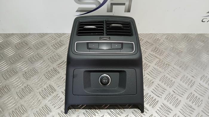 Grille d'aération arrière d'un Audi A5, Autos : Pièces & Accessoires, Carrosserie & Tôlerie, Audi, Utilisé, 3 mois de garantie