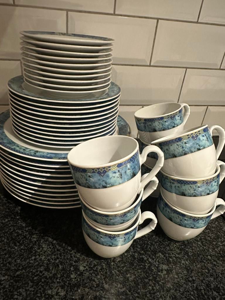 porseleinen servies, Ophalen