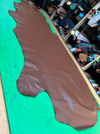 Cognac bruin halve huid 1.4 mm dikte soepel en glad A-124, Hobby en Vrije tijd, Ophalen of Verzenden, Zo goed als nieuw, Bruin