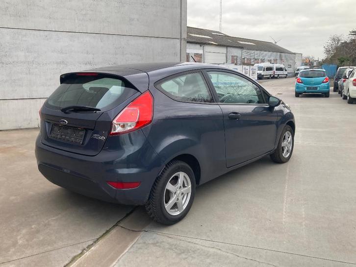 Ford Fiesta 1.3 essence 2014 avec 112000km*garantie*euro5*, Autos, Ford, Entreprise, Achat, Fiësta, ABS, Airbags, Alarme, Ordinateur de bord