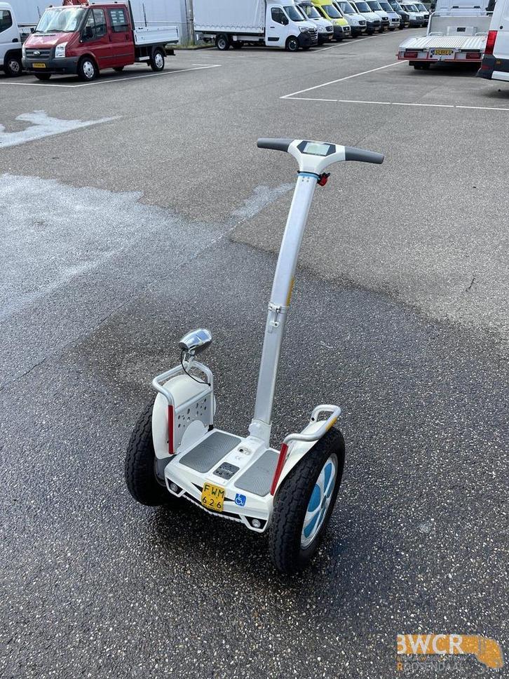 Airwheel Elektrische tweewieler, Fietsen en Brommers, Steps, Gebruikt, Elektrische step (E-scooter), Ophalen