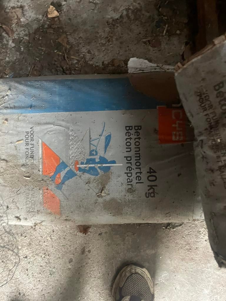 Betonmortel 80kg, cement 25 kg, Enlèvement, Comme neuf