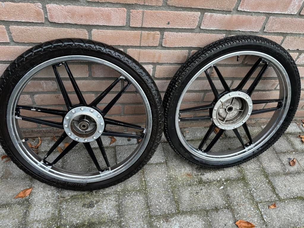 Honda camino rigida velgen met remplaat., Fietsen en Brommers, Brommeronderdelen | Oldtimers, Ophalen, Zo goed als nieuw