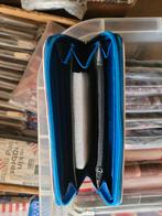 Portemonees, Ophalen, Nieuw