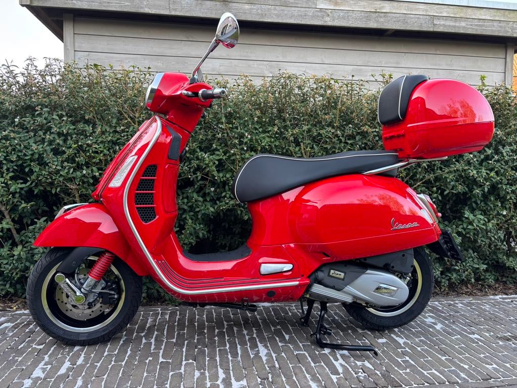 Vespa gts 125 2022, Motoren, Particulier, ABS