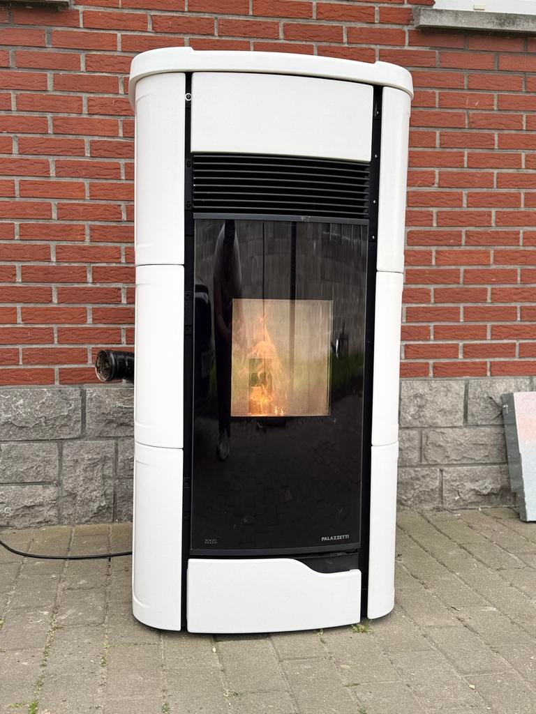 Pelletkachel palazetti anna beige pro 9met extra kanalisatie, Ophalen, Zo goed als nieuw, Pelletkachel