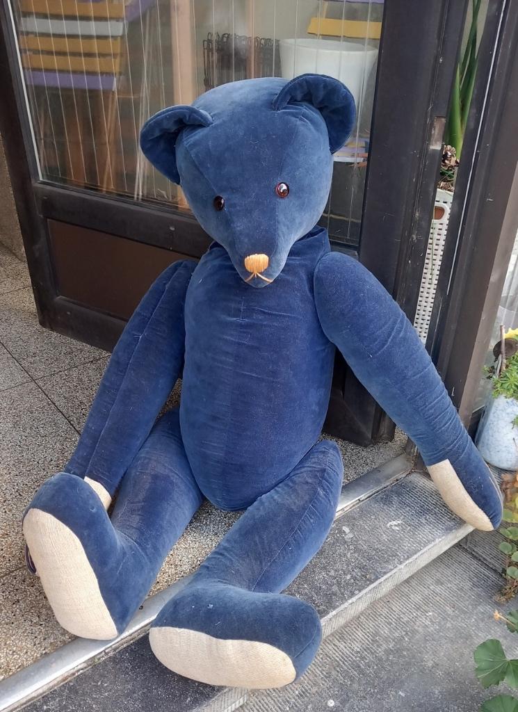 Très bel ours en peluche articulé ancien