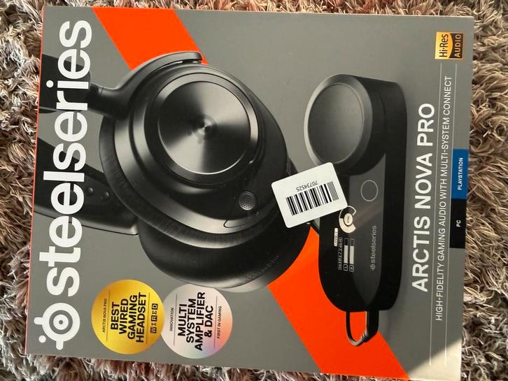 SteelSeries Arctis Nova Pro (Wired), Computers en Software, Headsets, Zo goed als nieuw, Ophalen
