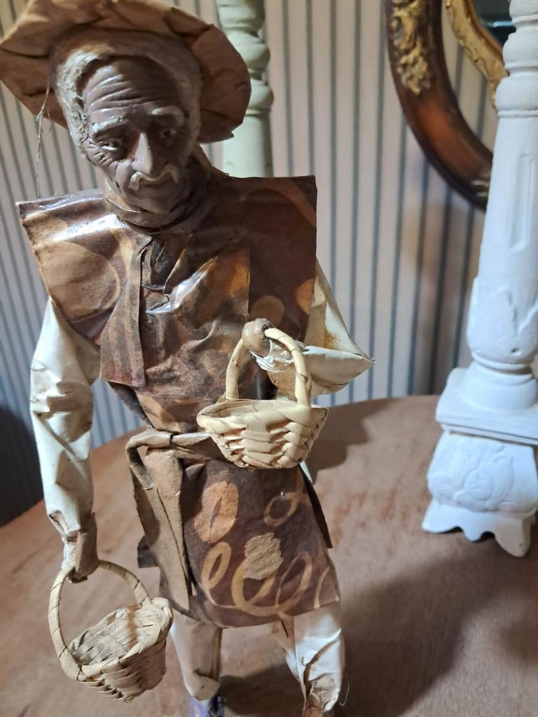 Statue en papier mâché ancien + ..., Ophalen