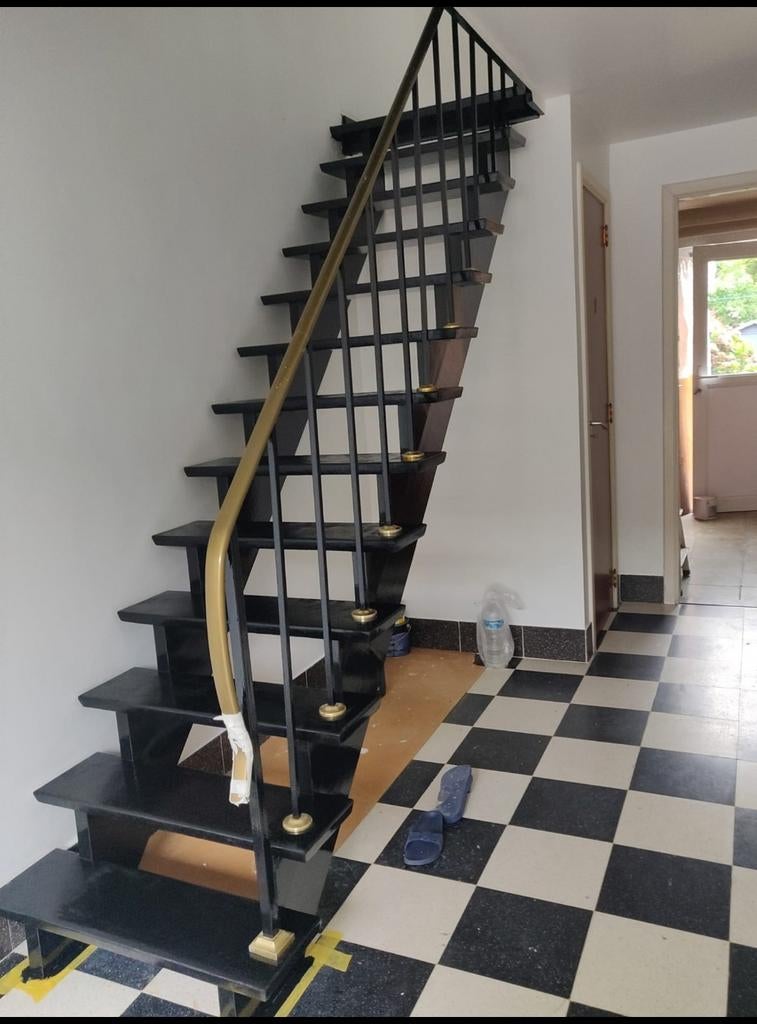 Escalier en bois avec main courante, Bricolage & Construction, Enlèvement, Escalier