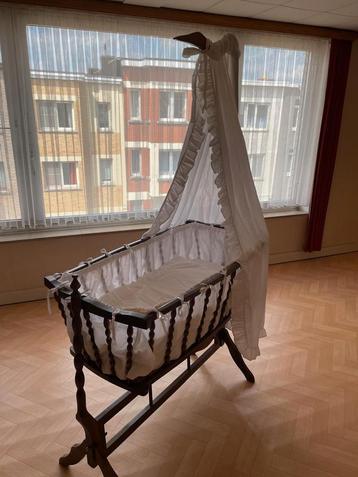 Houten Wieg, Kinderen en Baby's, Babywiegjes en Ledikanten, Ophalen, Zo goed als nieuw, Wieg