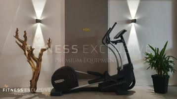 Technogym Crosstrainer Syncro Excite+ 700 LED Elliptical beschikbaar voor biedingen