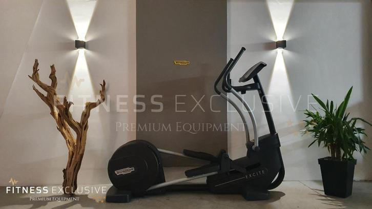 Technogym Crosstrainer Syncro Excite+ 700 LED Elliptical, Sport en Fitness, Fitnessmaterialen, Gebruikt, Overige typen, Armen