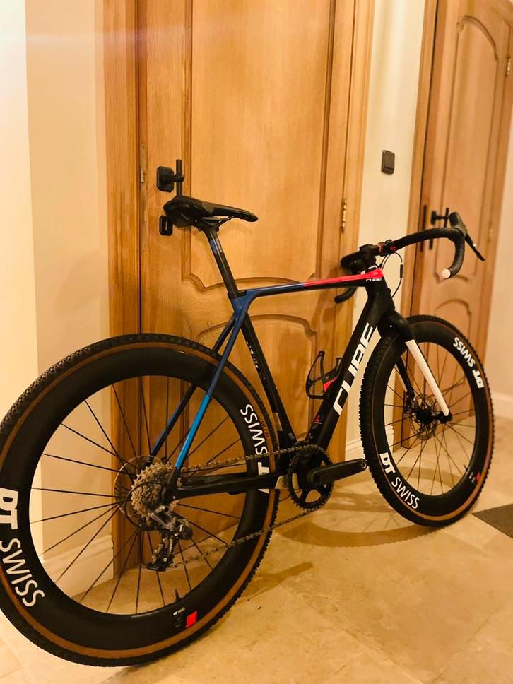 Gravel cube C62 cross race SL carbon Sram force disc 56, Vélos & Vélomoteurs, Vélos | Vélos de course, Comme neuf, Carbone, Enlèvement ou Envoi