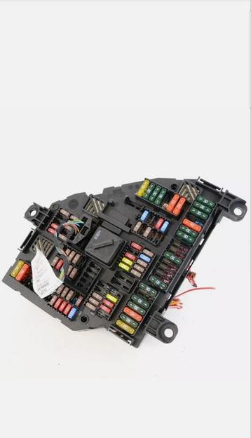 BMW F07 GT F10 F11 F01 F02 Zekeringkast achteraan 9264923 beschikbaar voor biedingen