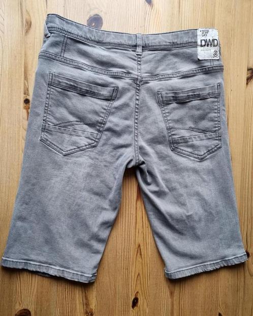 jeans short grijs 170, Kinderen en Baby's, Kinderkleding | Maat 170, Gebruikt, Jongen, Broek, Ophalen of Verzenden