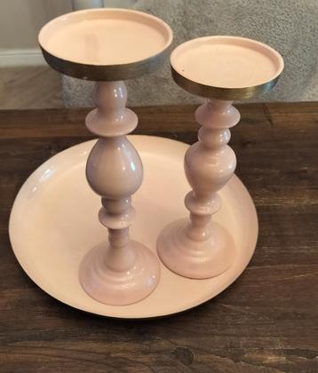 Elegante kandelaar set met onderlegger – kleur roos beschikbaar voor biedingen