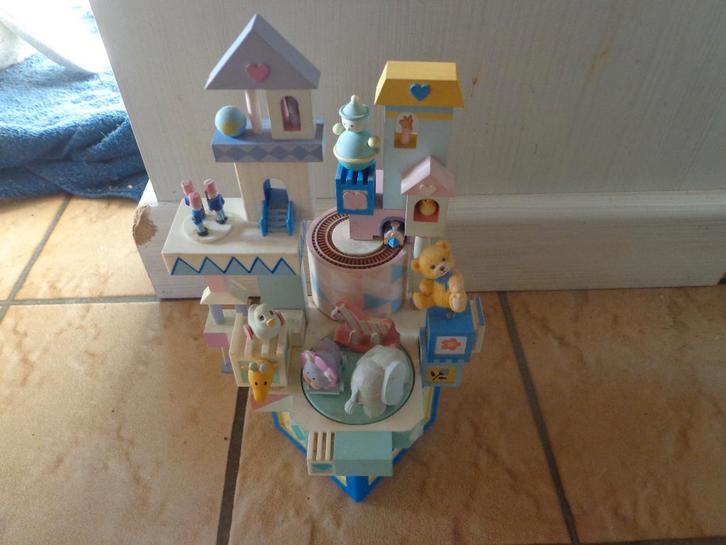 Mooie enesco babymuziekdoos, Antiquités & Art, Curiosités & Brocante, Enlèvement ou Envoi