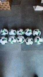 10 stuks Kipsta Club maat 4 ballen, €10 per bal, €80 voor 10, Ophalen, Zo goed als nieuw, Bal